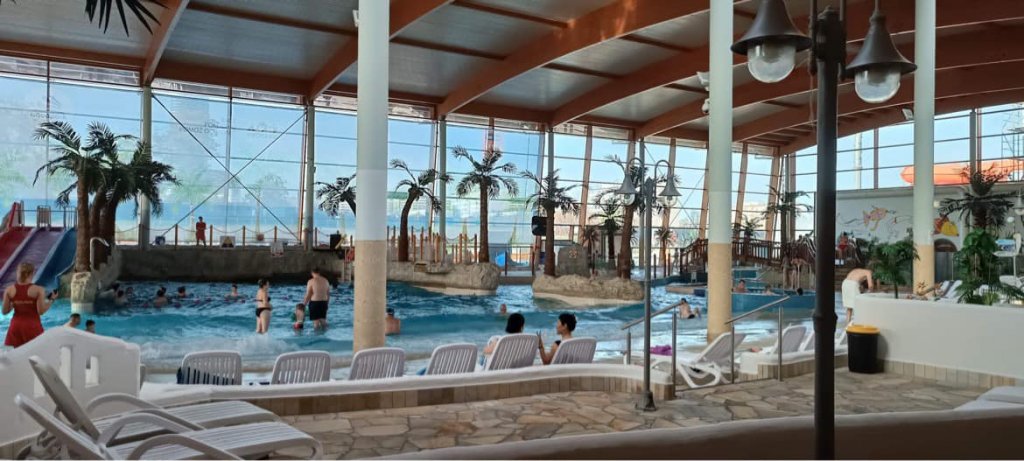 Miniaturka — 2022/2023 - Wyjazd informatyków do Aqua Parku we Wrocławiu w ramach realizacji ścieżki o zdrowym stylu życia