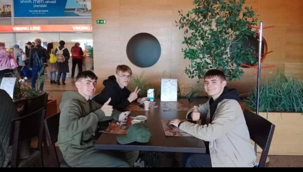 Miniaturka — 2021/2022 - ESTONIA - kolejne państwo, które odwiedzają jelczańscy uczniowie w ramach międzynarodowych projektów Erasmus+