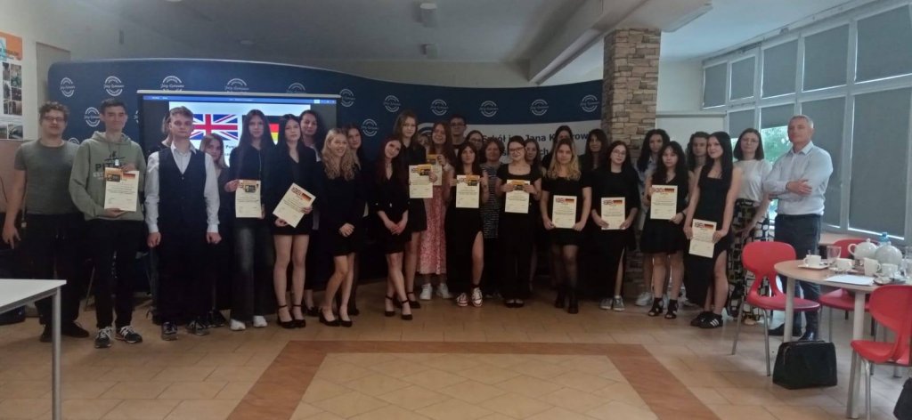 Miniaturka — 2024/2025 - IX Powiatowy Konkurs Małych Form Artystycznych z języka angielskiego i niemieckiego