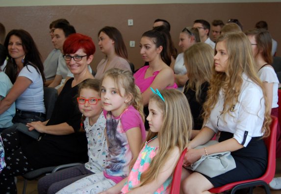 Miniaturka — 2018/2019 - Pożegnanie Absolwentów 2018-2019_1