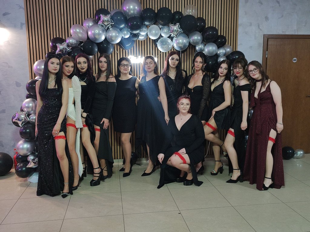 Miniaturka — 2024/2025 - Studniówka klas maturalnych