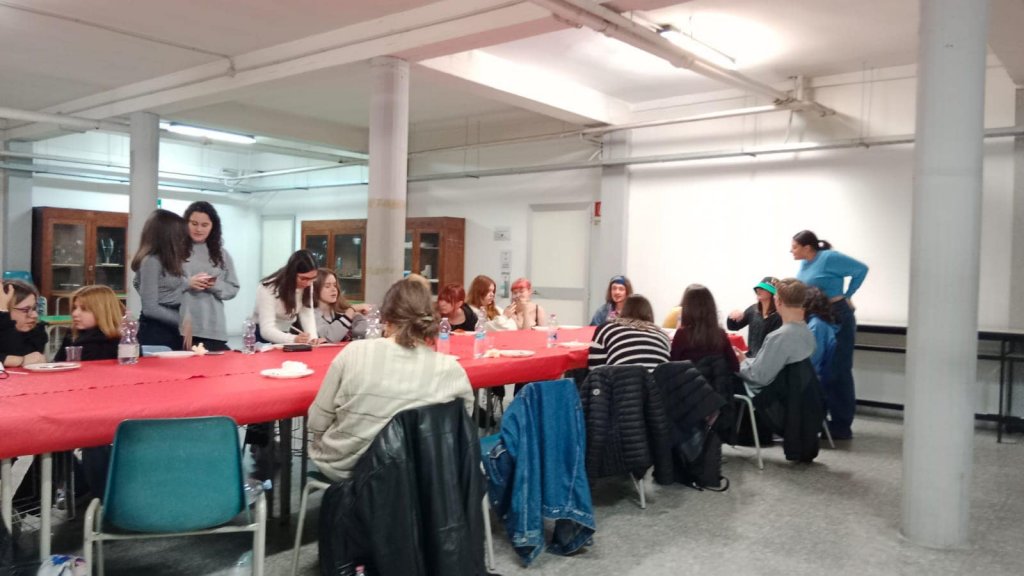 Miniaturka — 2022/2023 - Wyjazd naszych uczniów do Włoch-co u nich słychać?